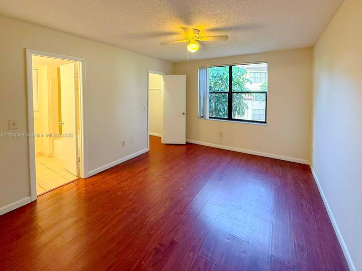 Property Photo:  4401 W McNab Rd 15  FL 33069 
