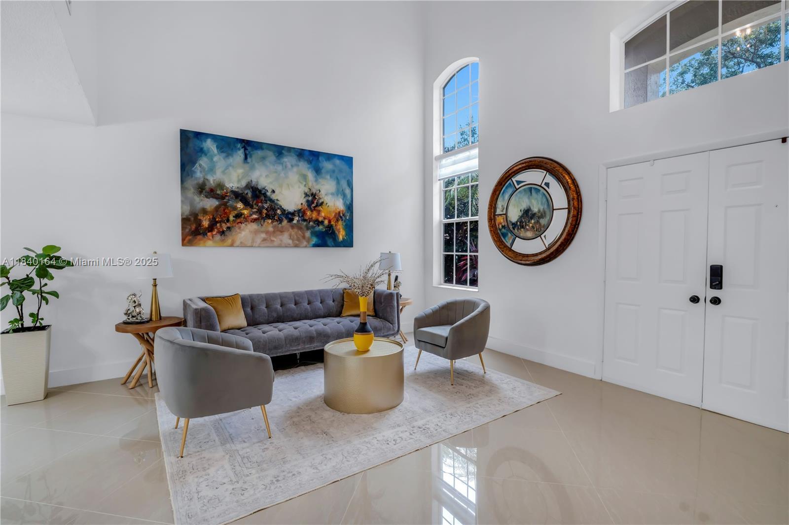 Property Photo:  1204 Bayview Cir  FL 33326 