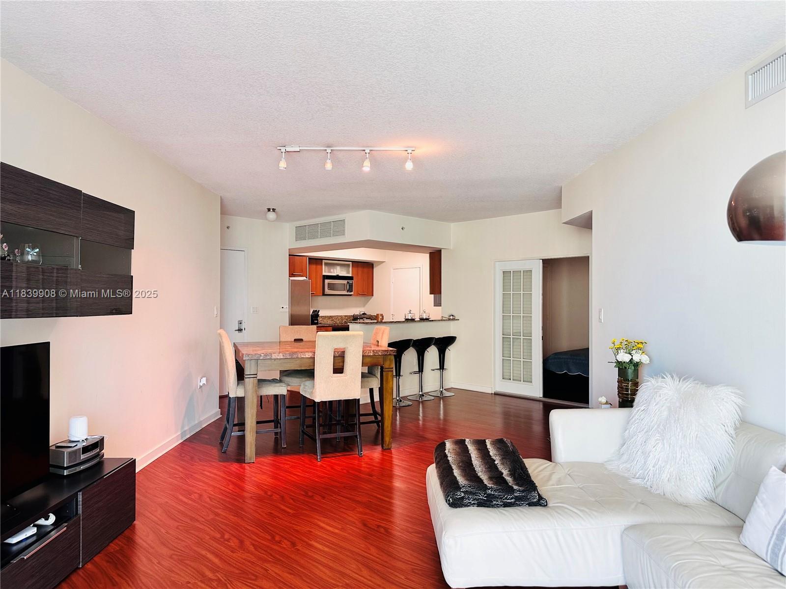 9066 SW 73rd Ct 1409  Miami FL 33156 photo
