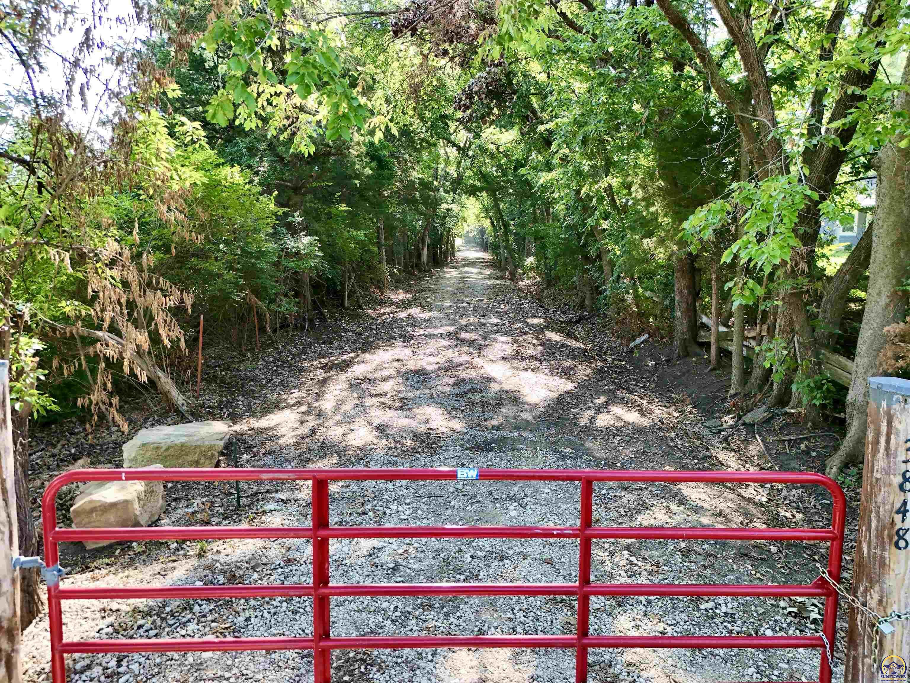 Property Photo: 3848 SE California Ave KS 66609