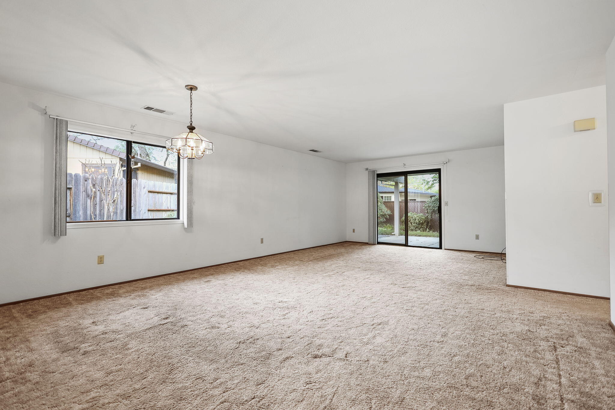 Property Photo:  2190 Renoir Path  CA 96001 