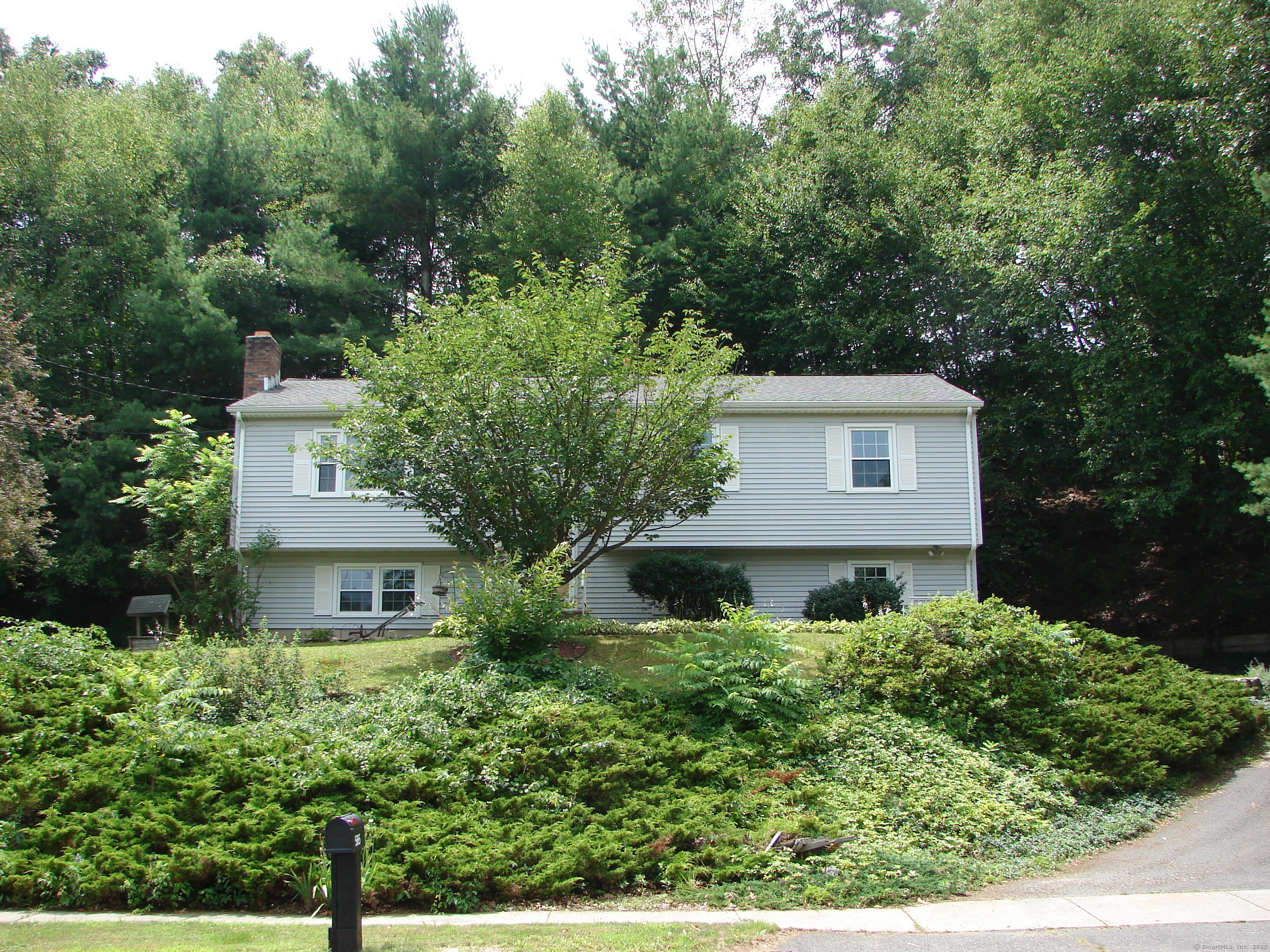 Property Photo: 585 Perkins Street CT 06010