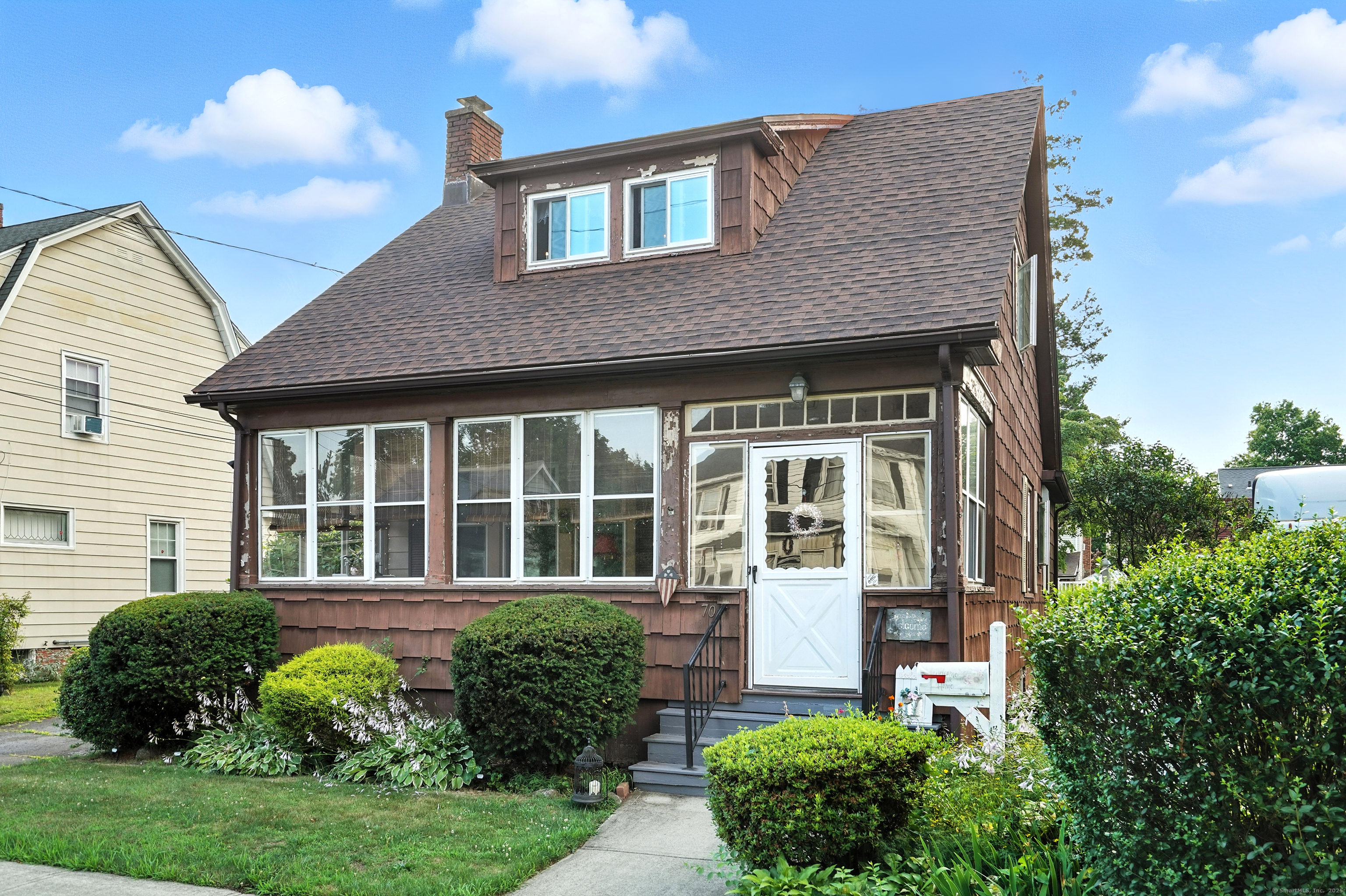 Property Photo: 70 Glenbrook Avenue CT 06514