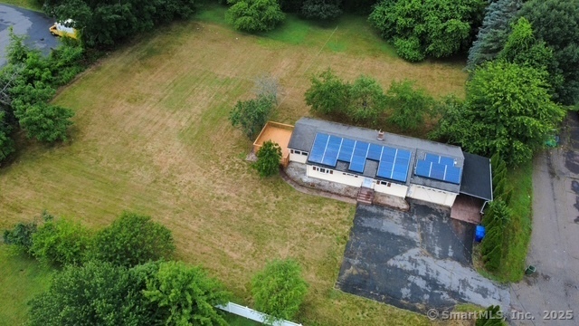 Property Photo:  56 Gravel Street  CT 06450 