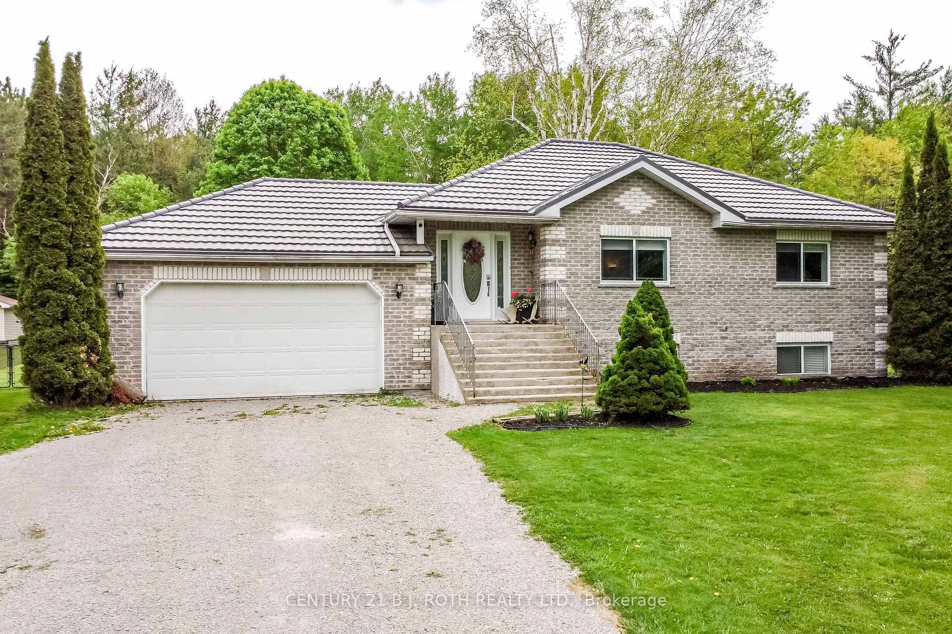 Property Photo: 6083 Vasey Road ON L0L 1P0