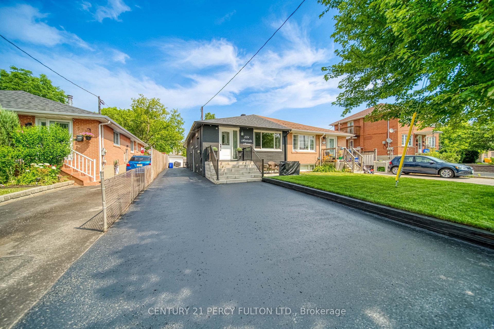 Property Photo: 574 Montcalm Avenue ON L1J 2H1
