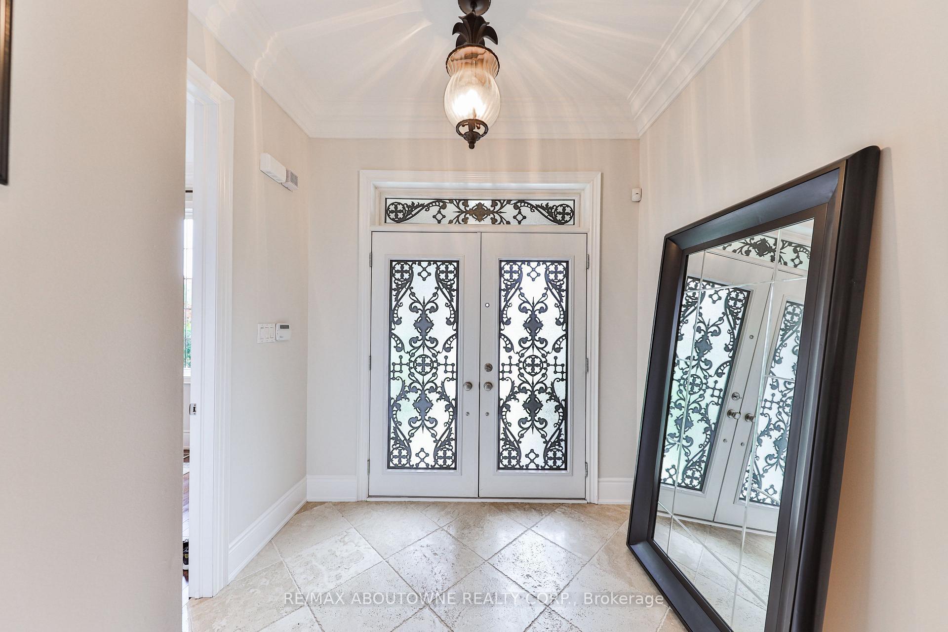 Property Photo: 526 Hidden Trail ON L6M 0N3