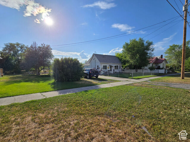 Property Photo: 147 N 300 W UT 84335