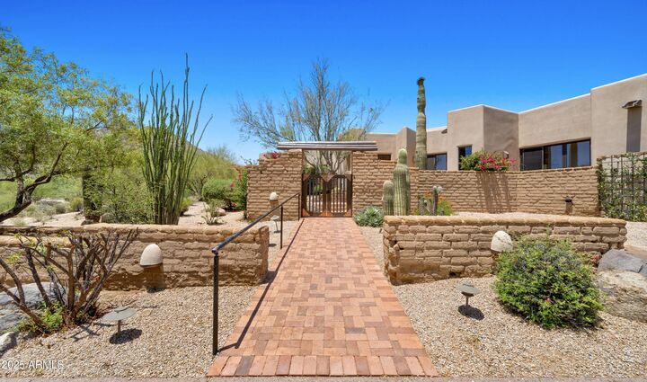 Property Photo: 2304 Fox Tail Trail AZ 85377