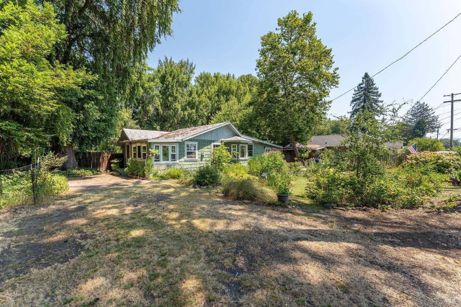 Property Photo: 98 W Oak Street CA 95490
