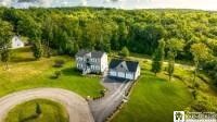 Property Photo:  