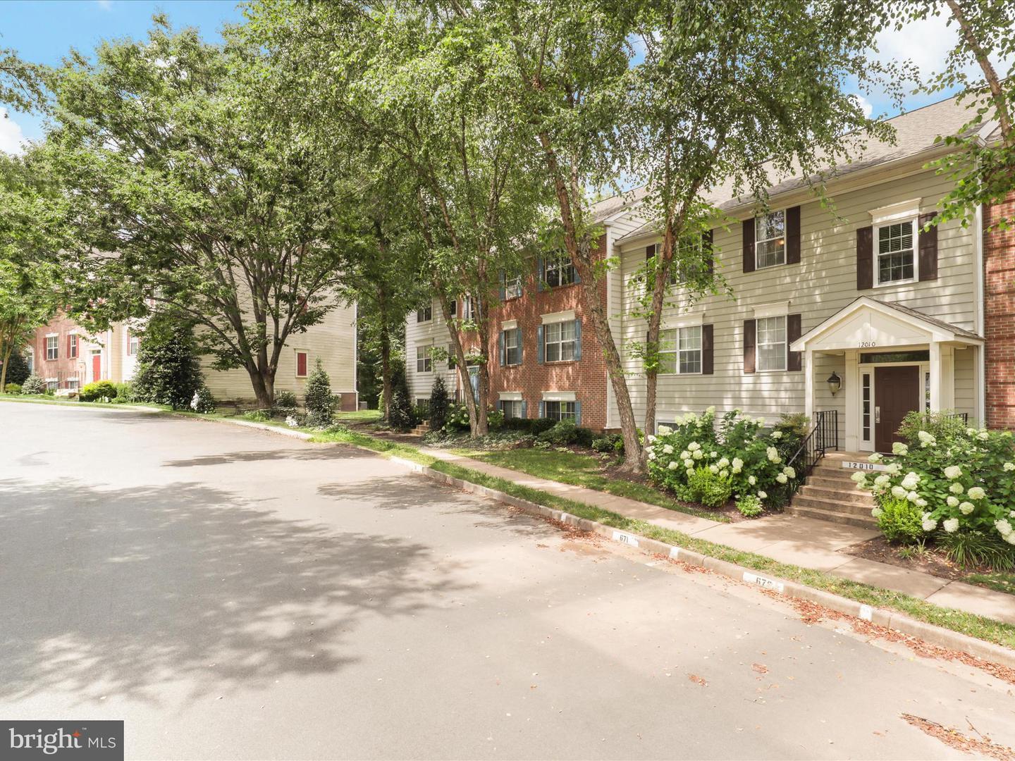 Property Photo: 12010 Golf Ridge Court 302 VA 22033