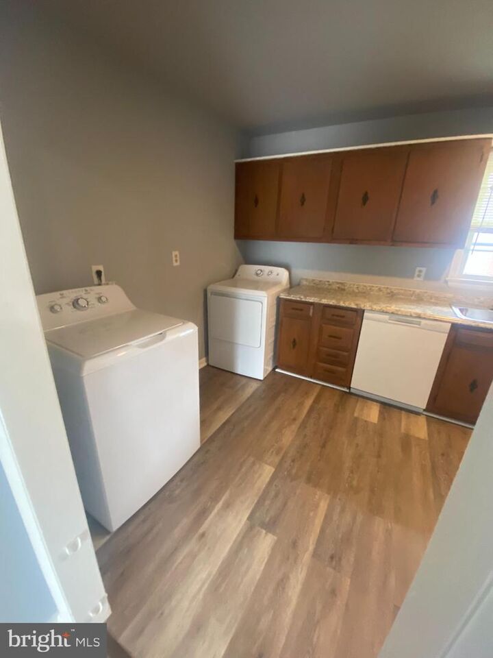 Property Photo:  1417 Dandridge Street C  VA 22401 