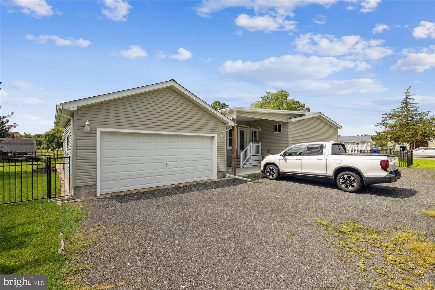 Property Photo: 38160 Bow Street DE 19970