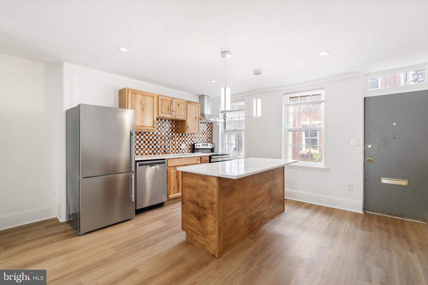 Property Photo:  1524 Naudain Street  PA 19146 