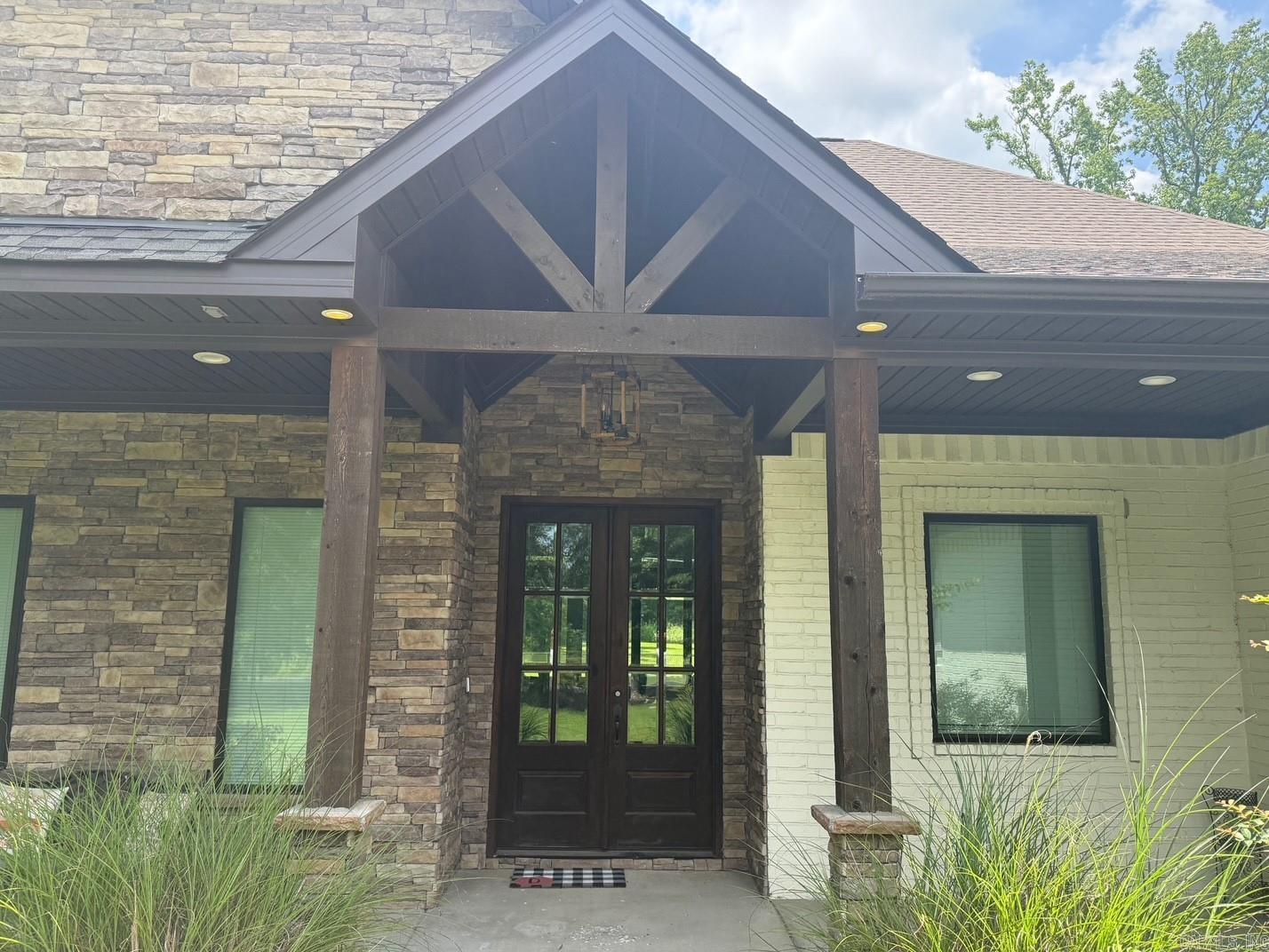 Property Photo: 13405 Avilla West AR 72002