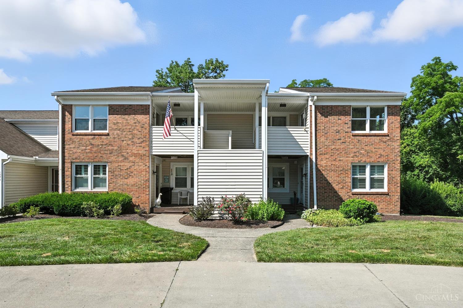 1285 Ebenezer Road  Delhi Twp OH 45233 photo
