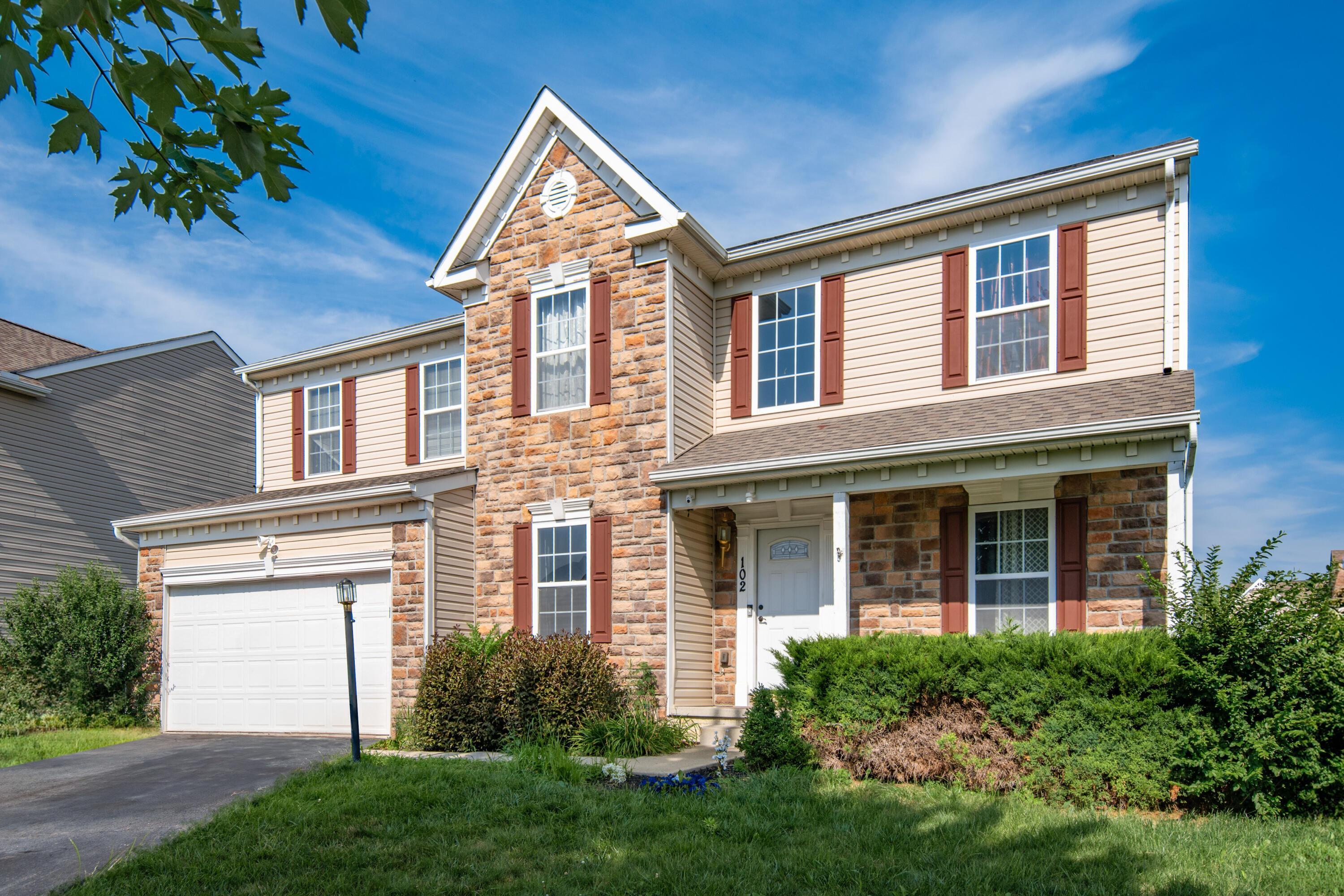 Property Photo:  102 Parkdale Drive  OH 43031 