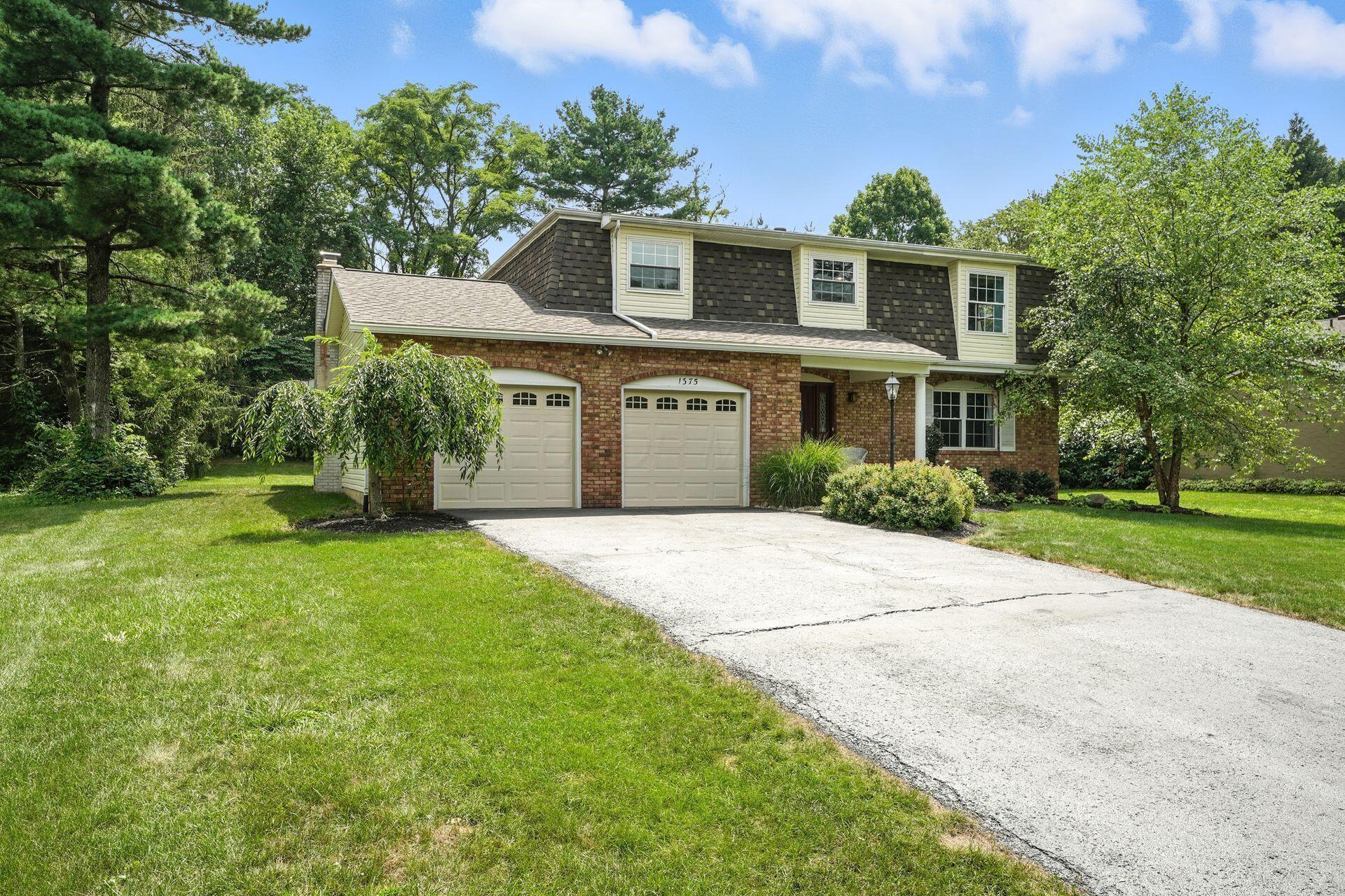 Property Photo:  1375 Creekside Place  OH 43068 