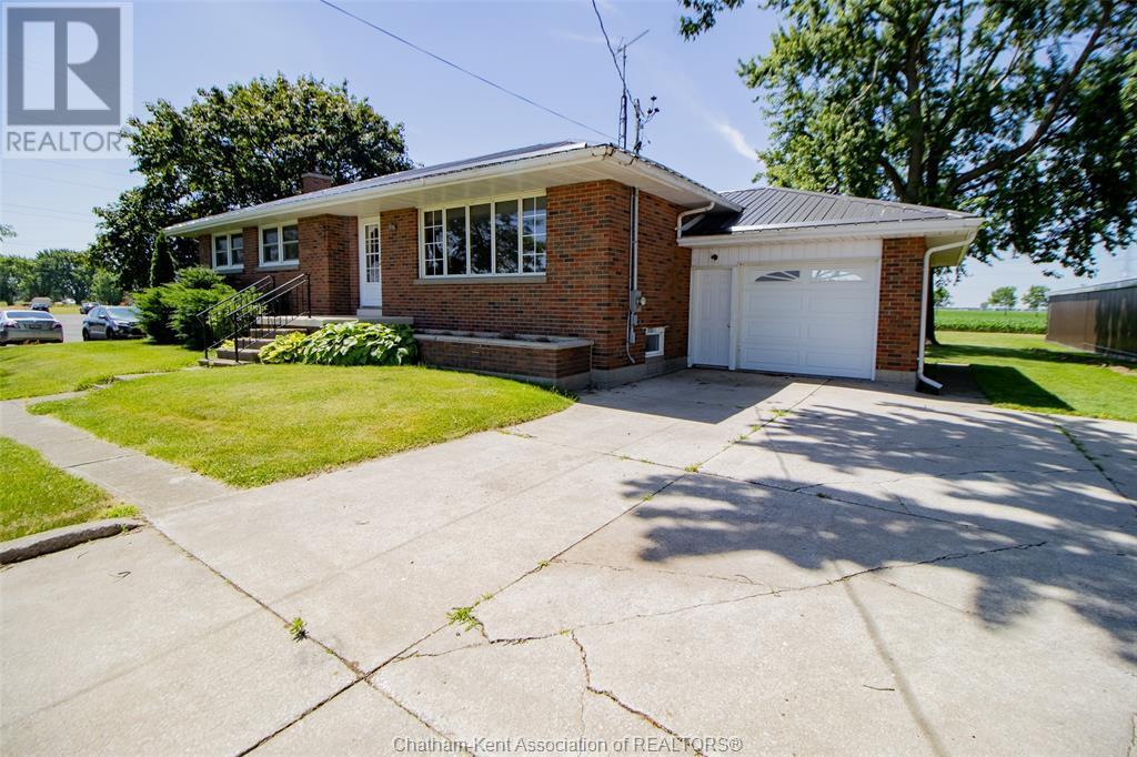 Property Photo:  22142 Charing Cross Road  ON N7M 5J3 
