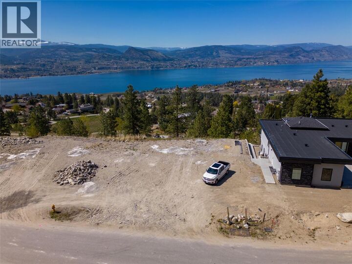 Property Photo:  2955 Outlook Way  BC V0H 1N1 