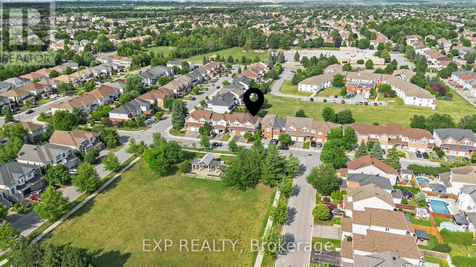 Property Photo:  77 Palmadeo Drive  ON K2J 4Z4 