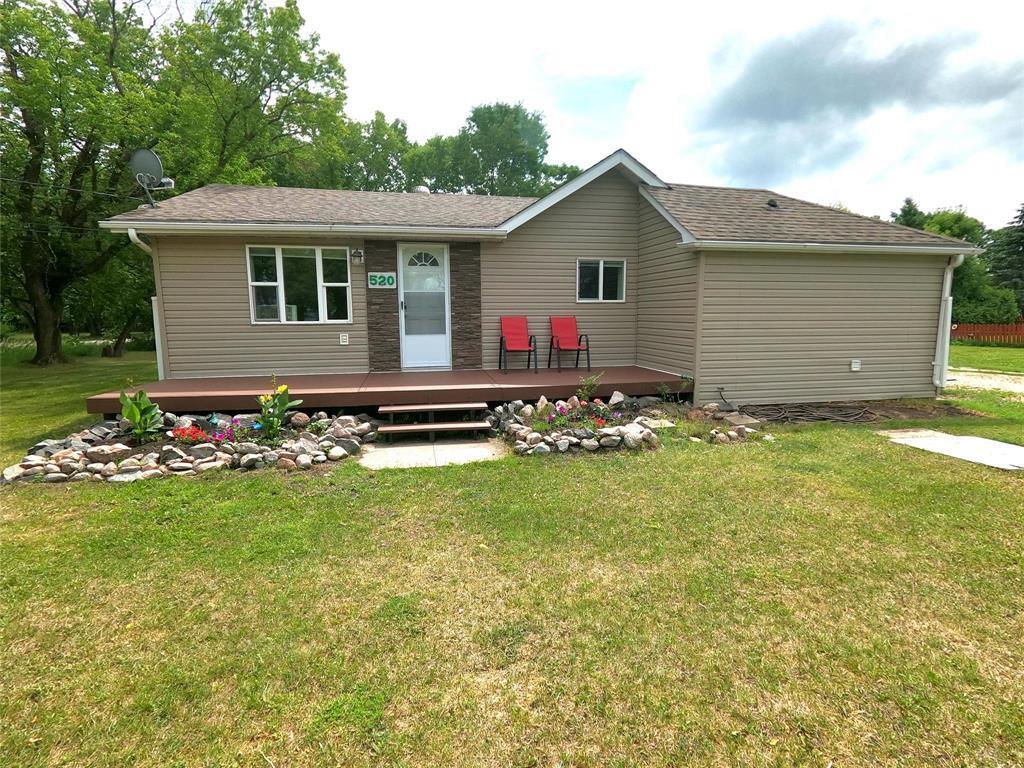 Property Photo:  520 Highway 502 Road  MB R0E 1A0 