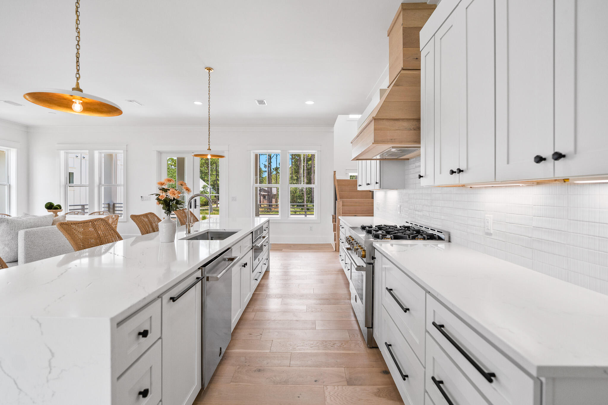 Property Photo:  109 W Nursery Road  FL 32459 