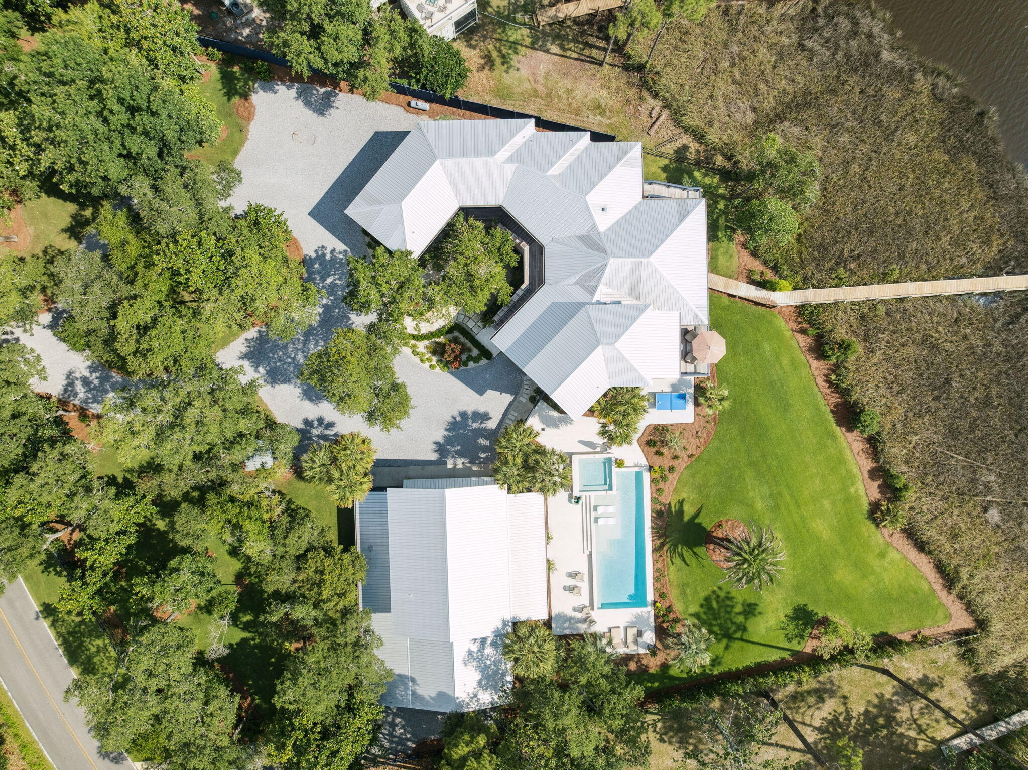 Property Photo: 683 Eden Drive FL 32459