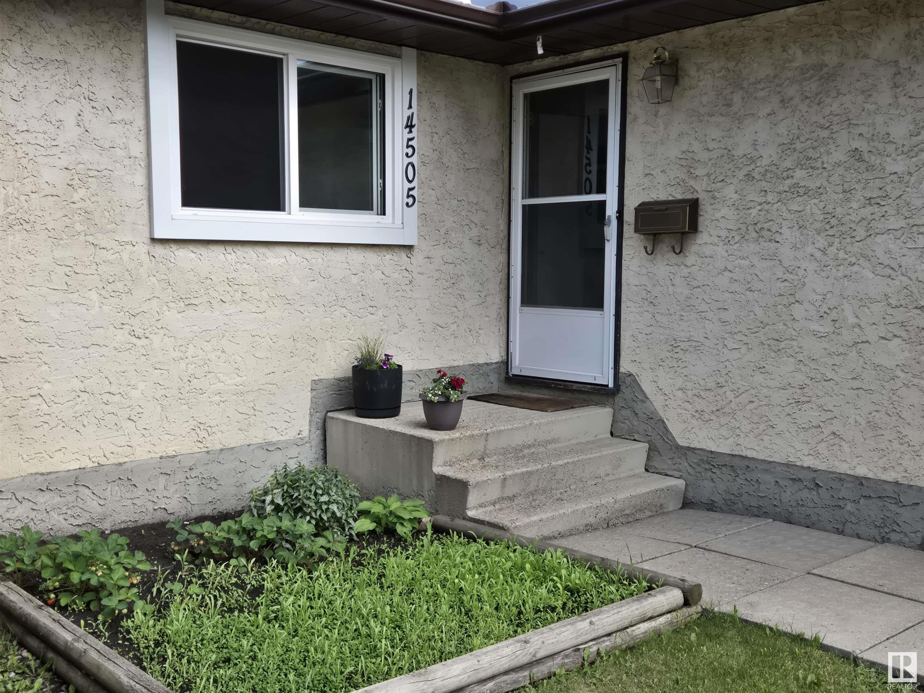 Property Photo:  14505 23 Street NW  AB T5Y 1T4 