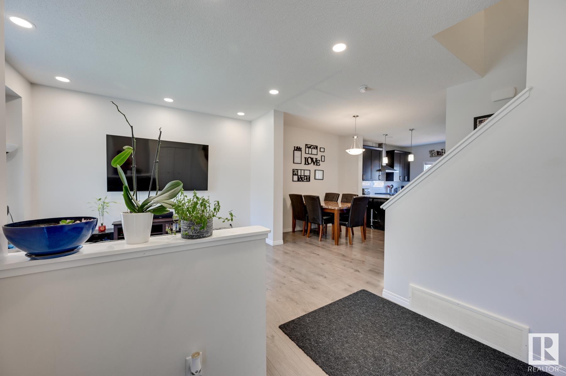Property Photo: 2359 Casey Cr SW AB T6W 3N1