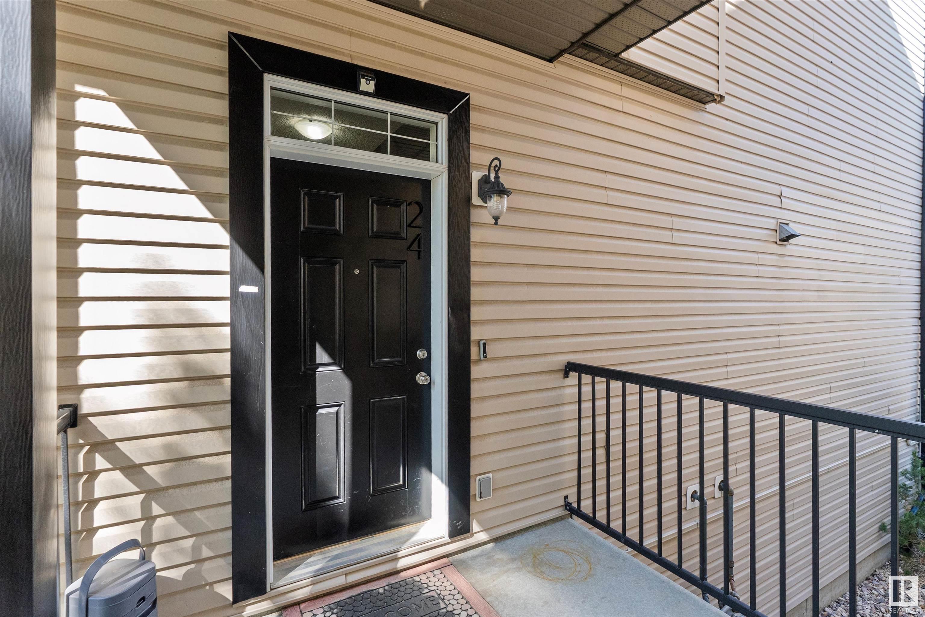 Property Photo:  4821 Terwillegar Common NW 24  AB T6R 0C5 