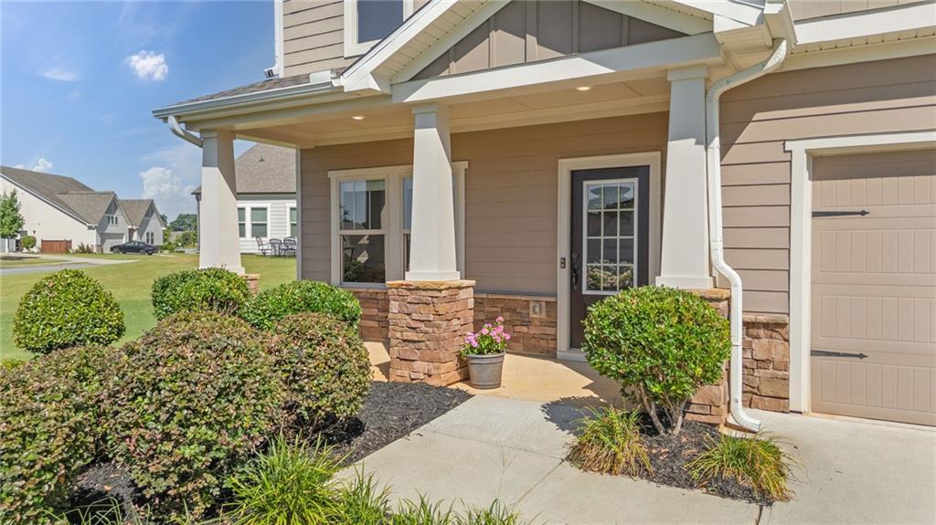 Property Photo: 3705 Westhaven Drive GA 30040