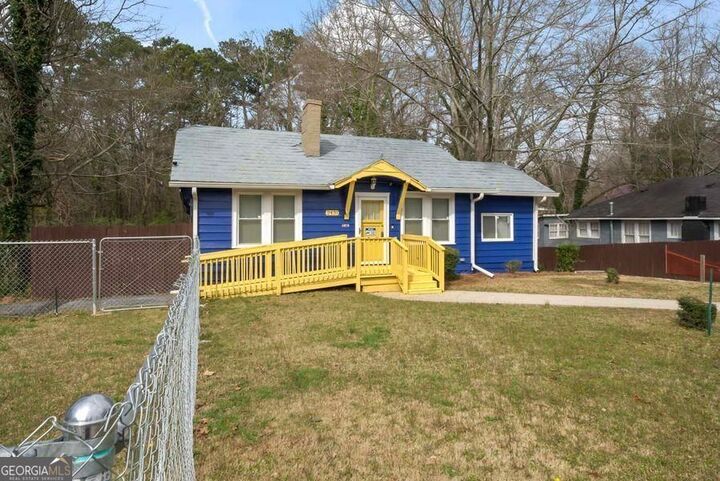 Property Photo:  2431 Fairburn Road SW  GA 30331 