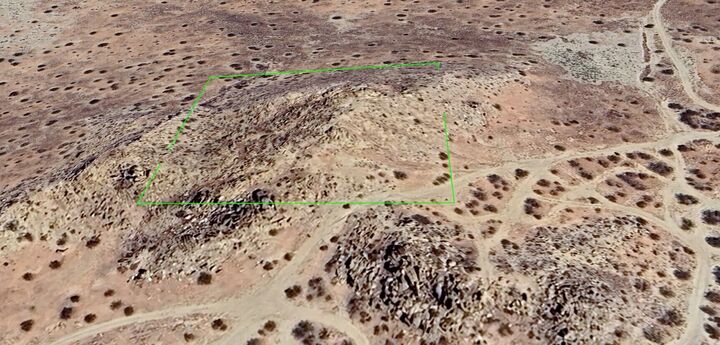 Property Photo:  Vic Ave M14 &Amp 125th St E  CA 93591 