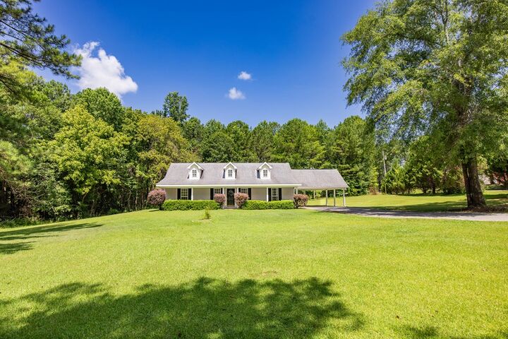 Property Photo:  49 Lee Road 0537  AL 36874 