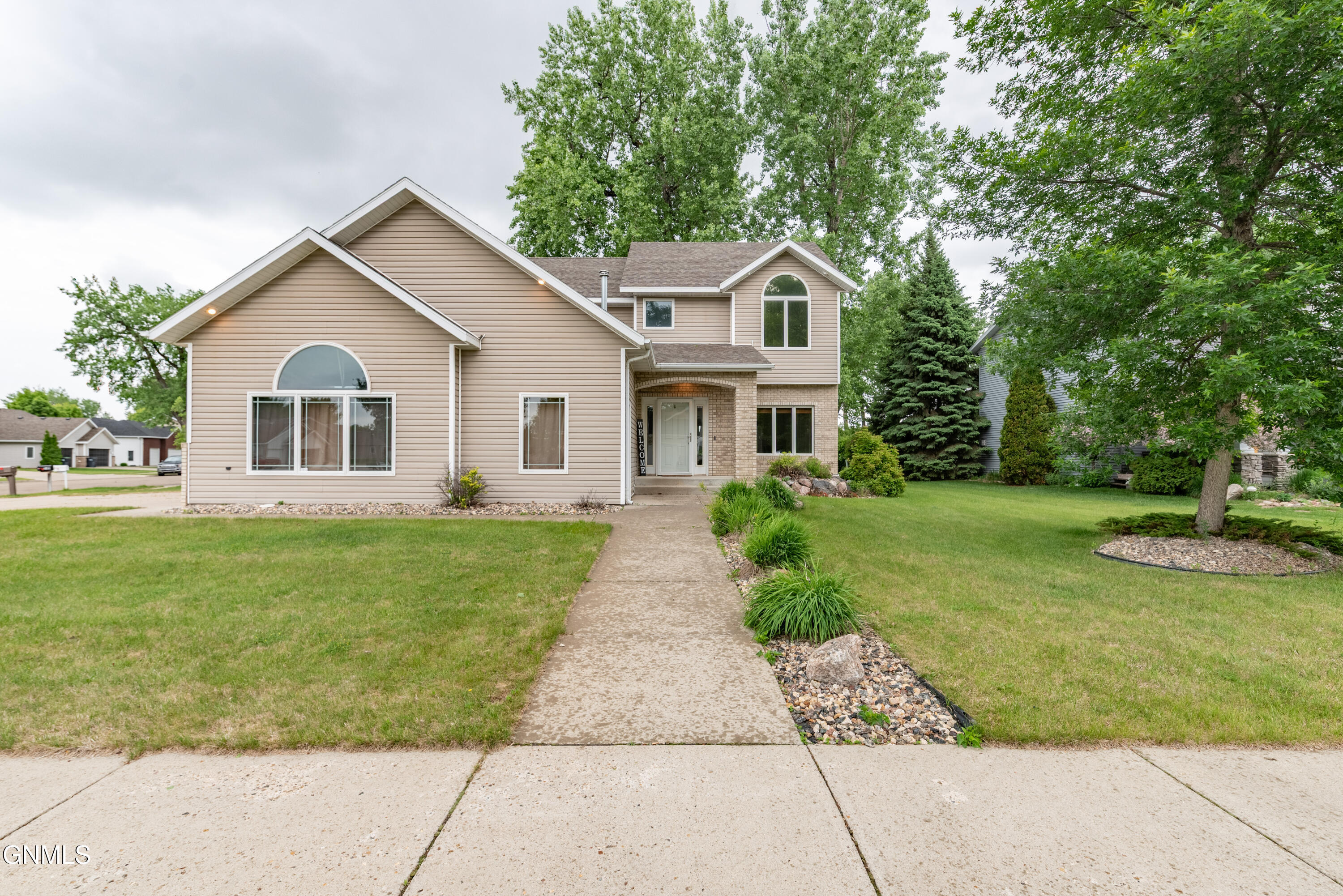 3406 Heartwood Drive SE  Mandan ND 58554 photo
