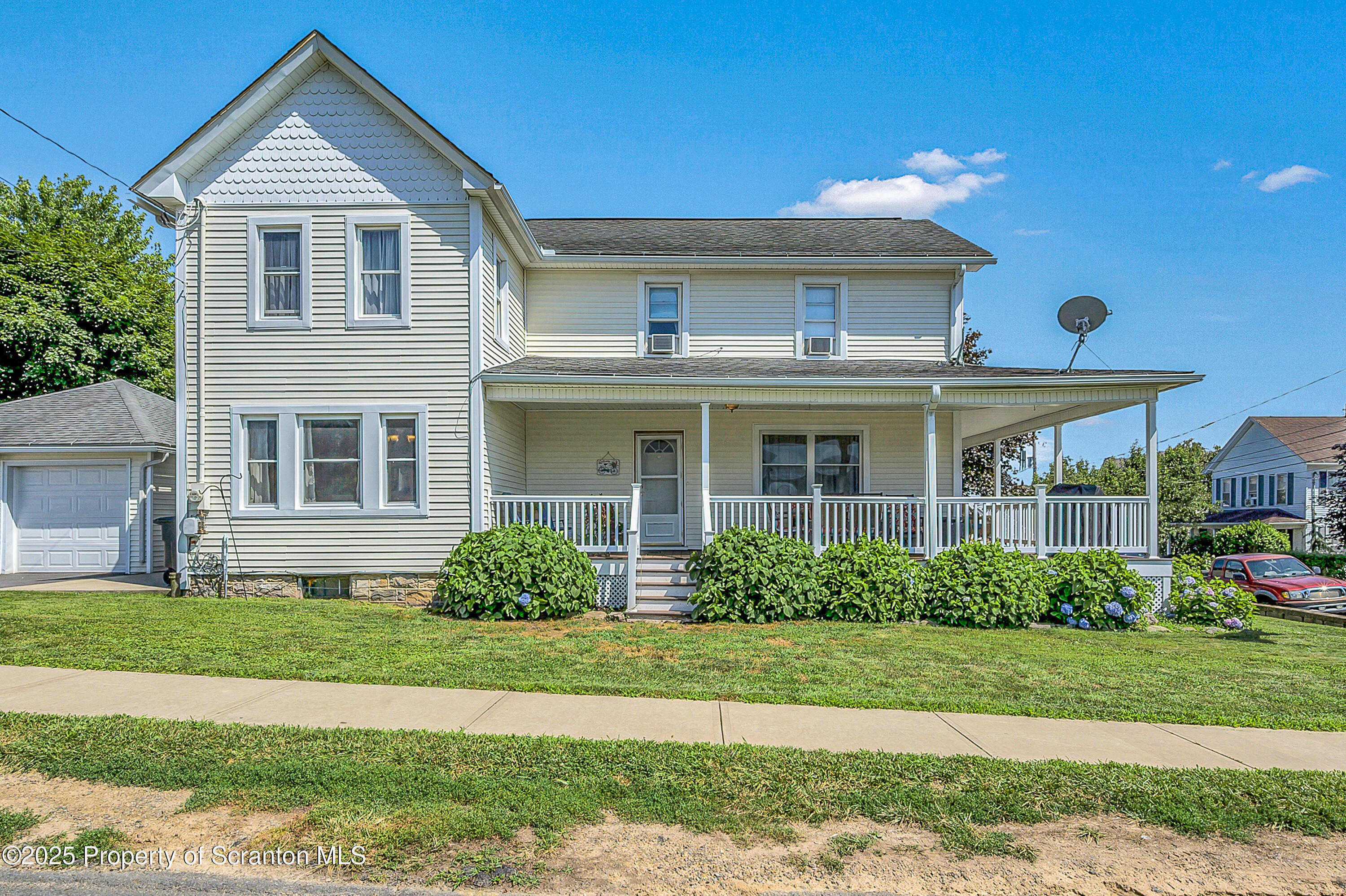 Property Photo: 1522 Price Street PA 18504