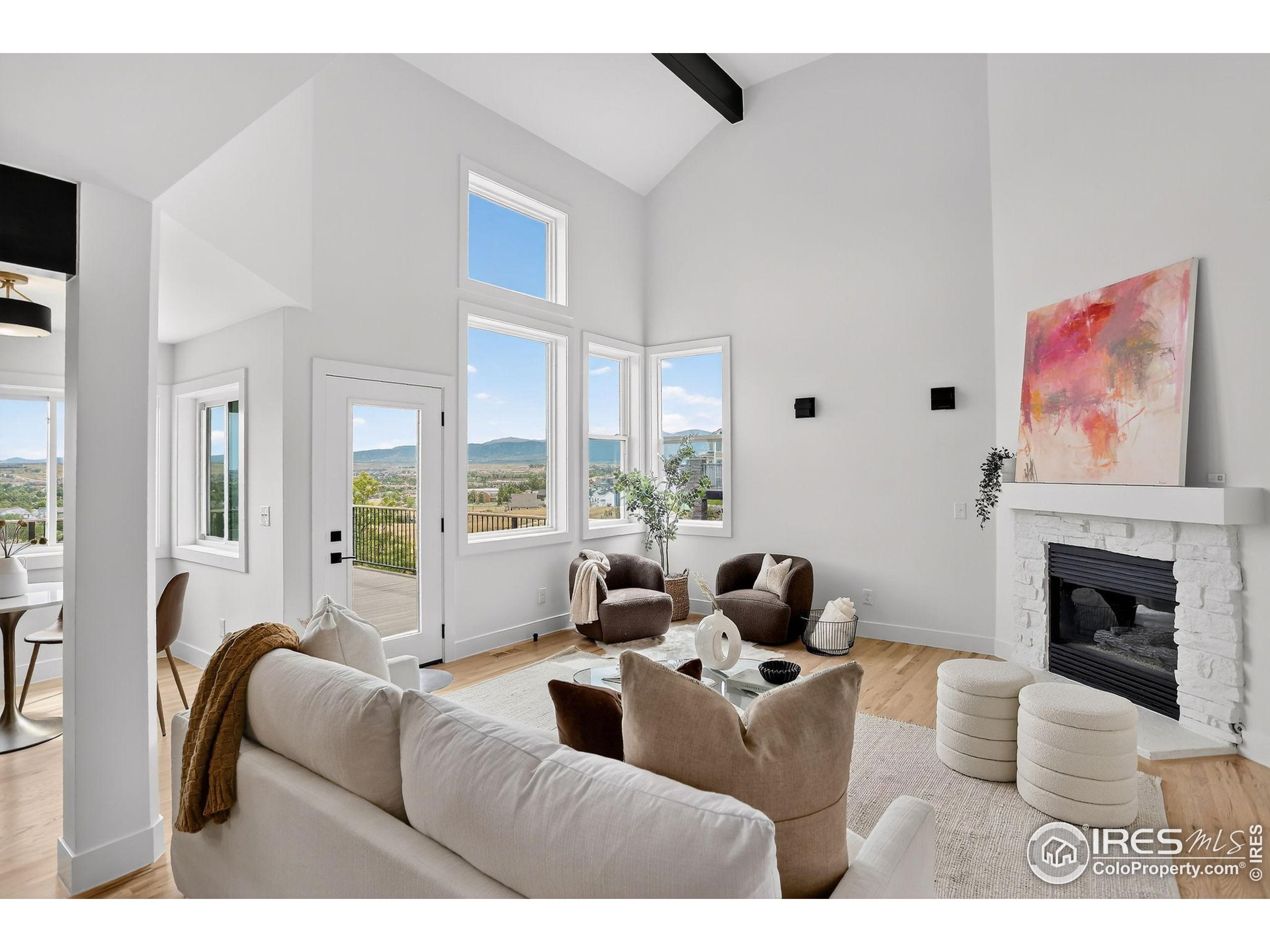 Property Photo: 816 Trail Ridge Dr CO 80027