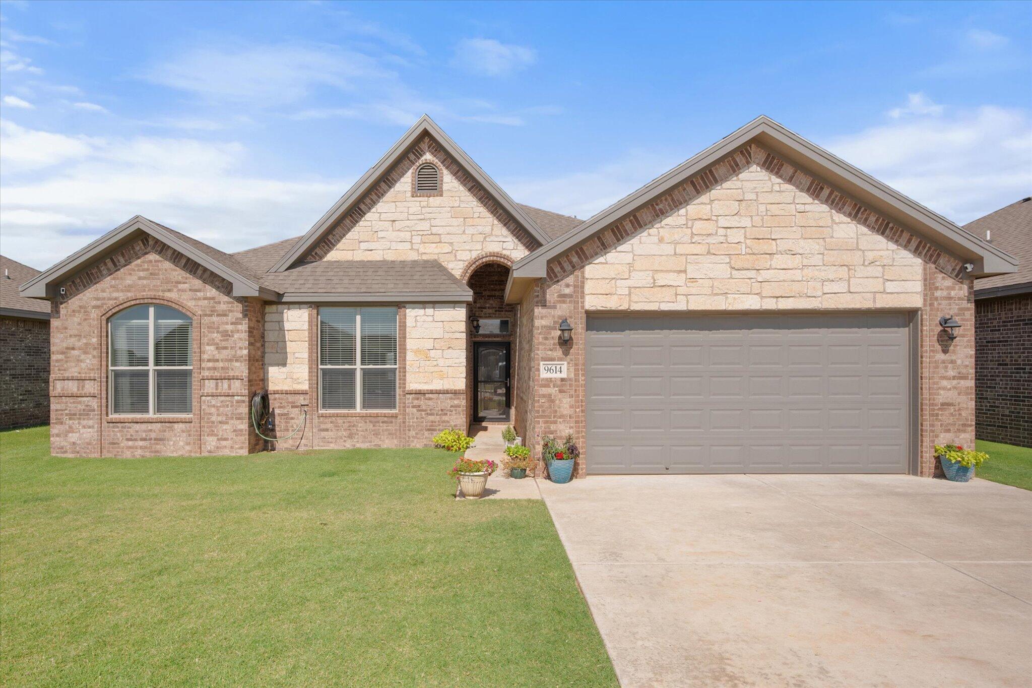 9614 La Salle Ave  Lubbock TX 79424 photo