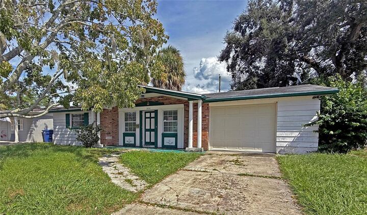 Property Photo:  3636 Wiltshire Drive  FL 34691 