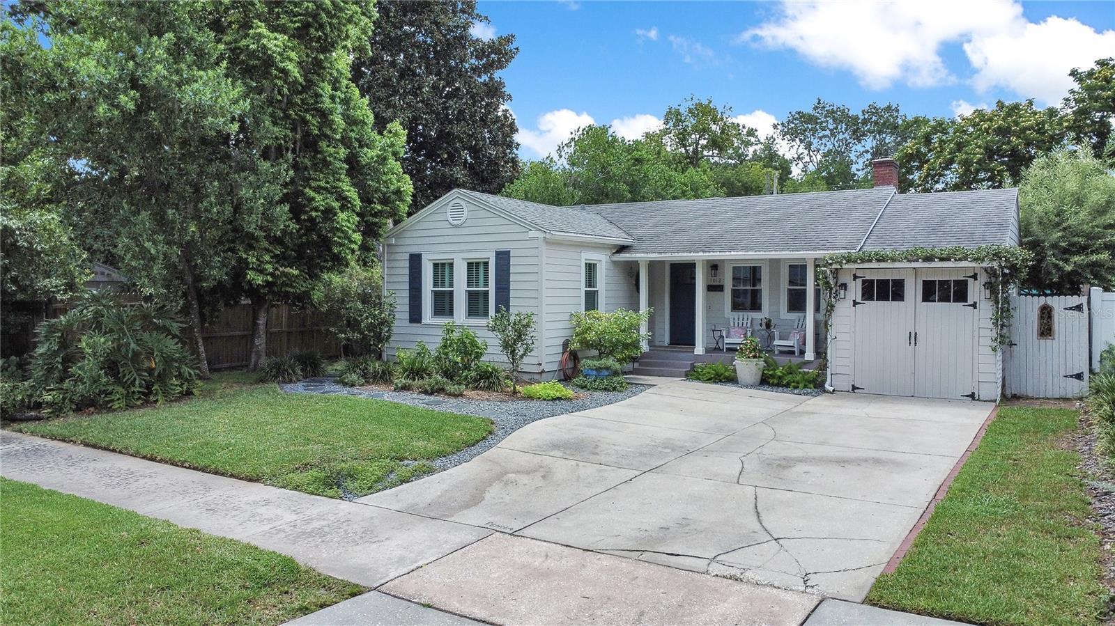 Property Photo: 1012 W Princeton Street FL 32804