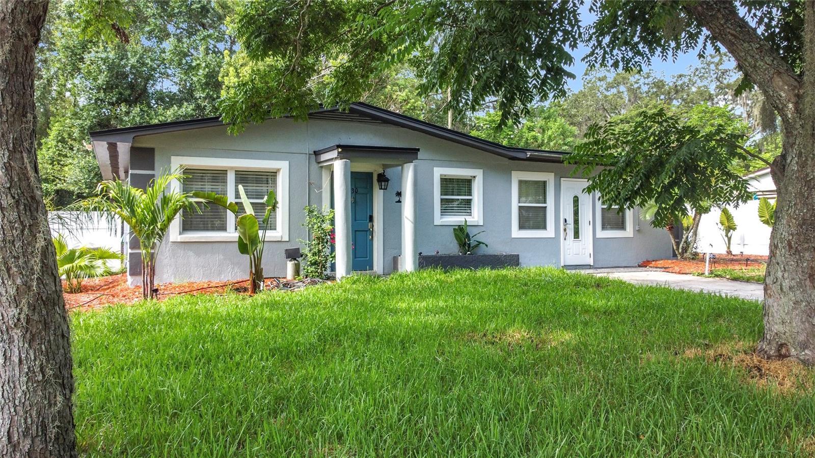 Property Photo: 230 S Embrey Drive FL 32707
