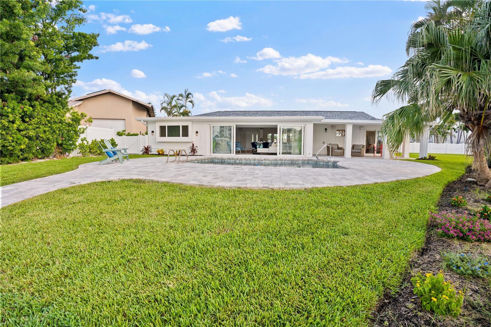 Property Photo: 24 Marina Terrace FL 33706