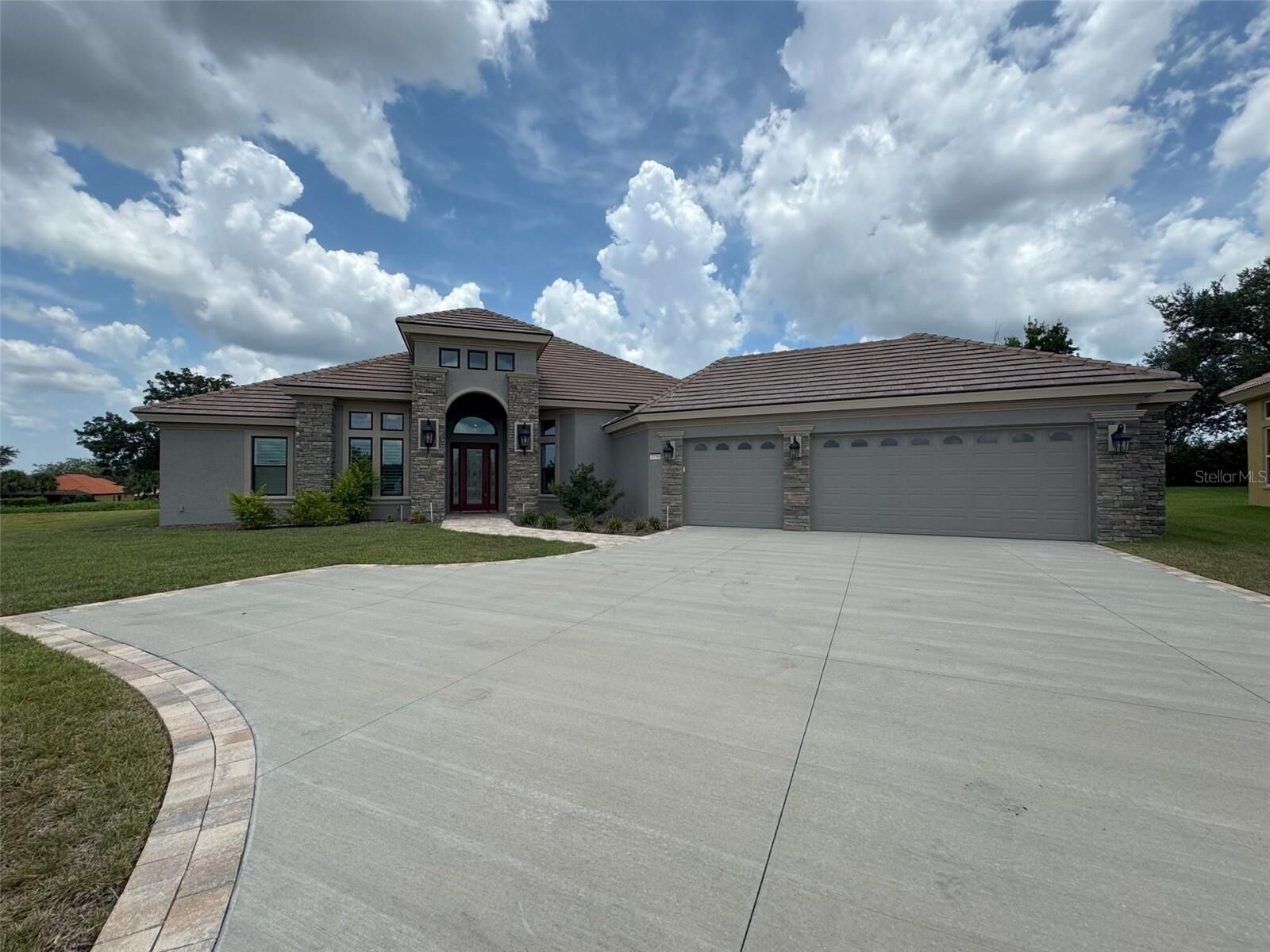 Property Photo:  2136 N Buckmeadow Loop  FL 34442 