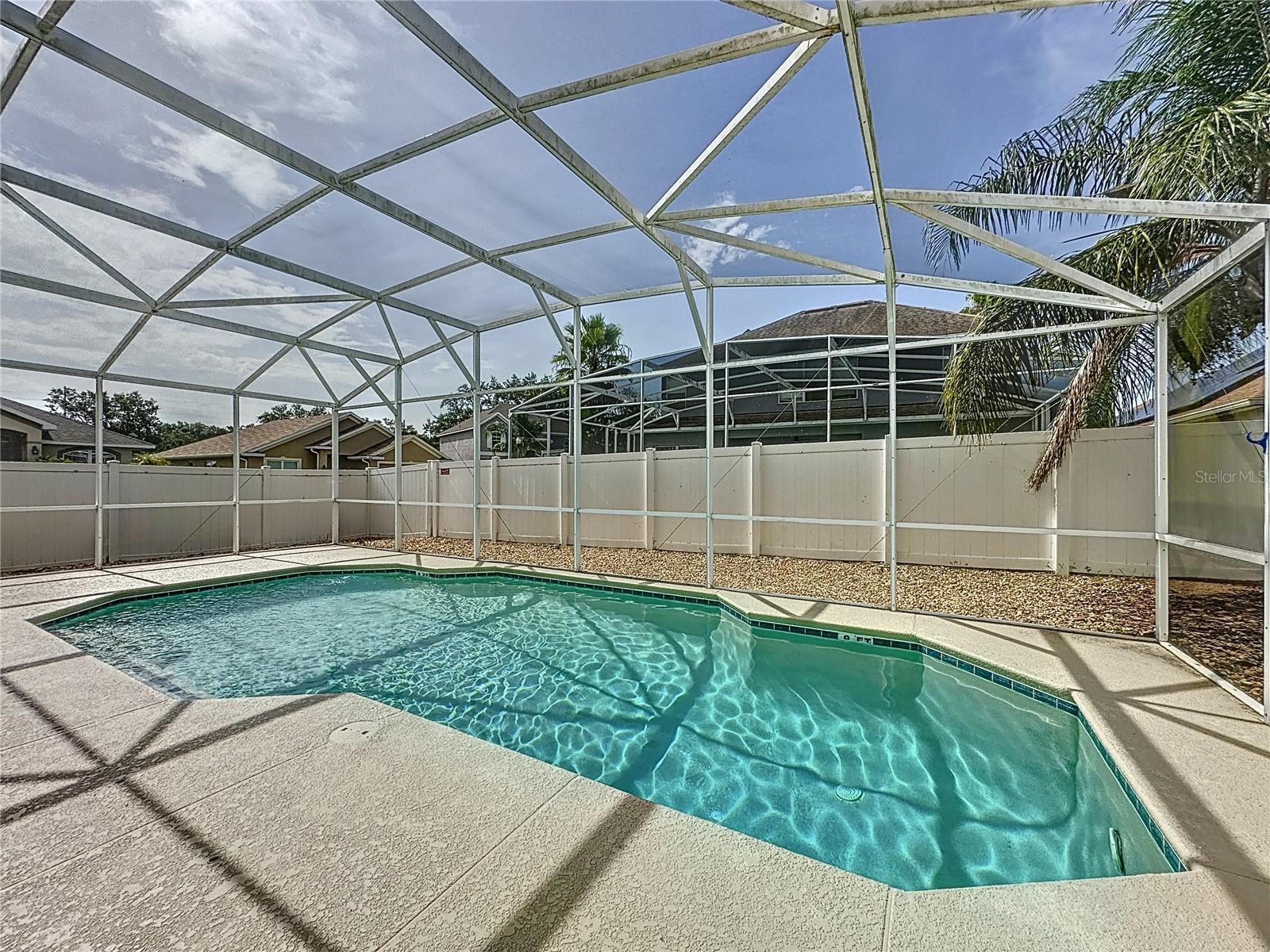 Property Photo:  2675 Sand Hill Point Circle  FL 33837 