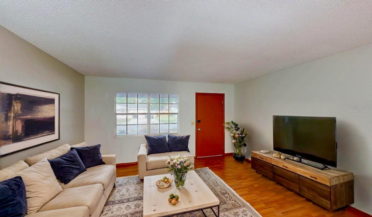 Property Photo: 3687 Baronette Drive FL 32818