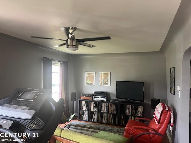 Property Photo: 45260 Deshon Street MI 48317
