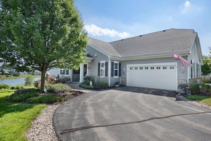 N54w35393 Coastal Ave  Oconomowoc WI 53066 photo
