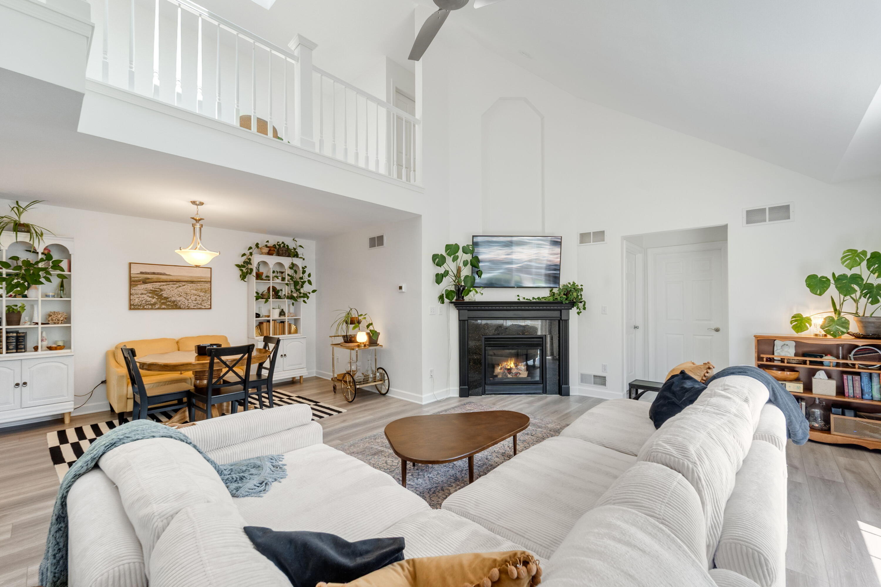 Property Photo: 4848 S Waterview Ct WI 53220